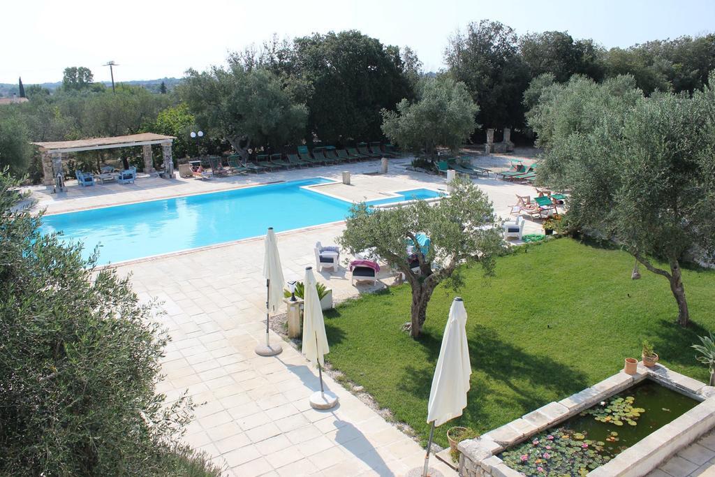 Agriturismo Tenuta Sant'Antonio Cerfignano Kültér fotó
